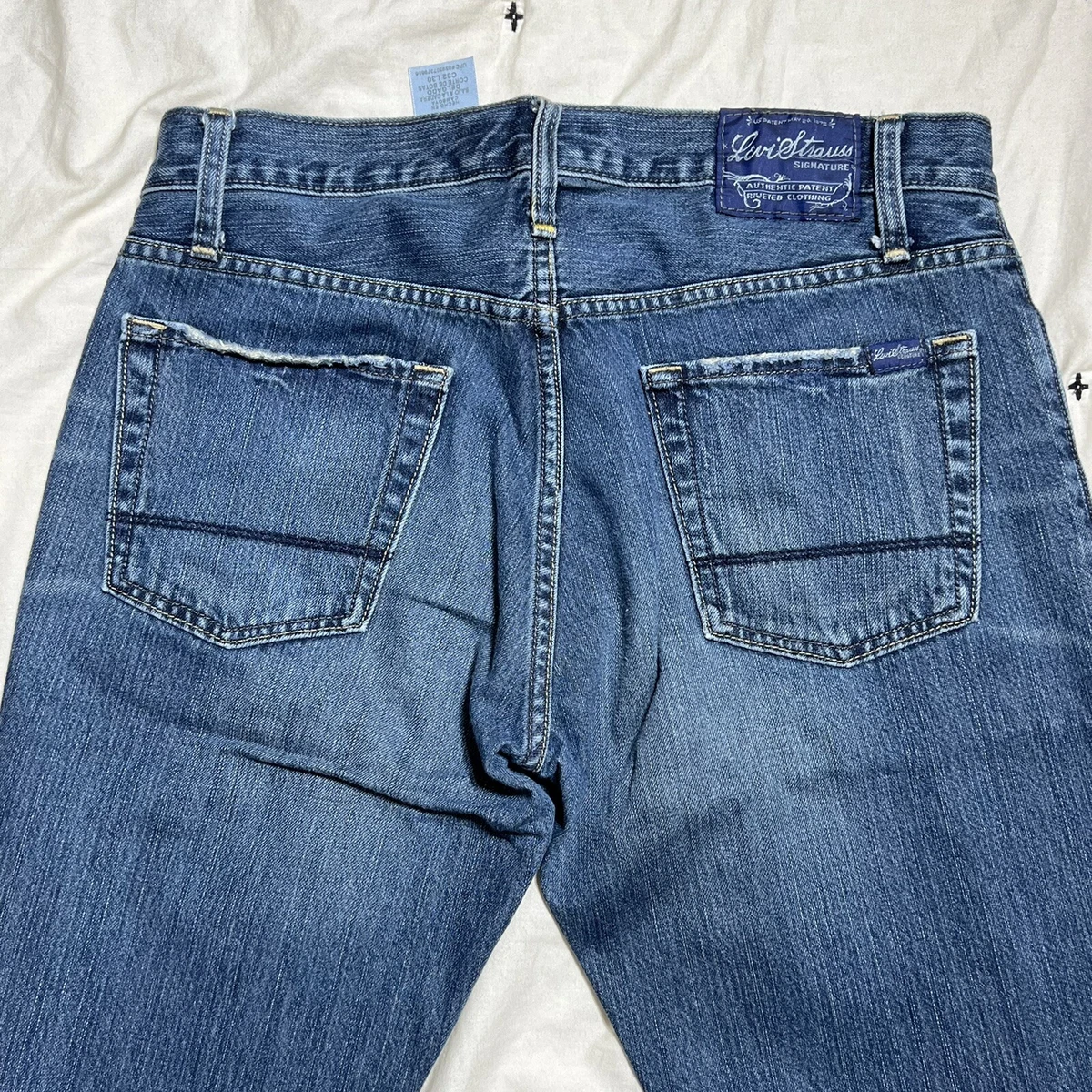 Levi Strauss Signature Men’s Low Slim Bootcut Jeans Pants 32 x 30 Blue Label