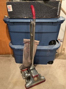 kirby vacuum cleaner