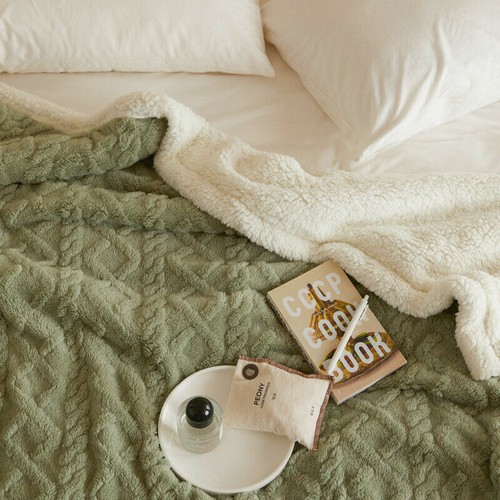 Super Soft Lamb Wool Leisure Nap Sofa Throw Blankets Thicken Warm Coral Bedding - Picture 2 of 21
