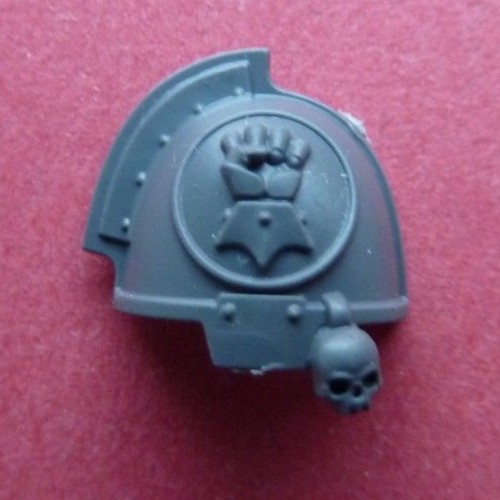 Space Marine PRIMARIS IMPERIAL FIST SHOULDER PAD (B) - Bits 40K