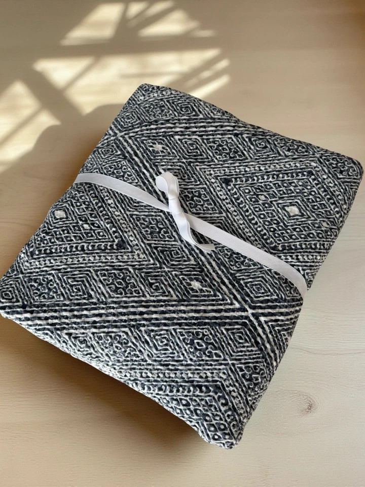 West Elm Queen Woven Diamond Blanket, 88 x 92 in - Image 2 of 4