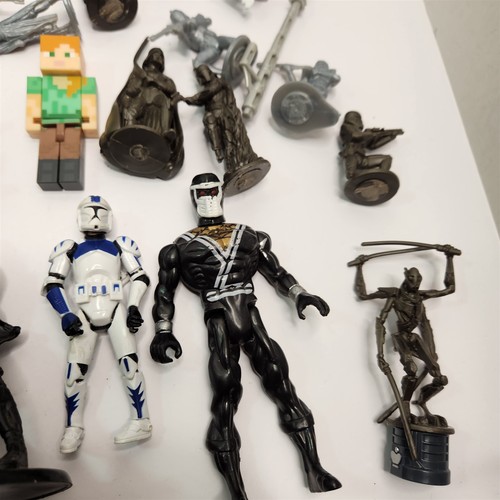 Action Figures Collection Bulk Lot Marvel Star Wars Minecraft Etc.. COL-1590 - Picture 6 of 24