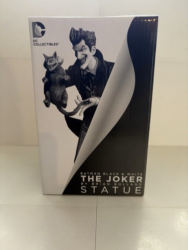Batman Black And White Brian Bolland Joker Statue (DC Direct 2012) - Picture 9 of 16