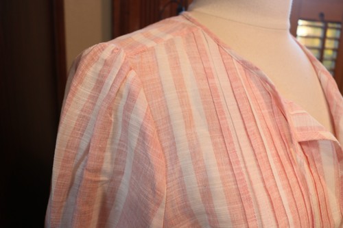 NUEVO CON ETIQUETAS BLUSA PINTUCK TOMMY HILFIGER DAMAS MANGA 3/4 ROSA BLANCO TALLA S - Imagen 8 de 11