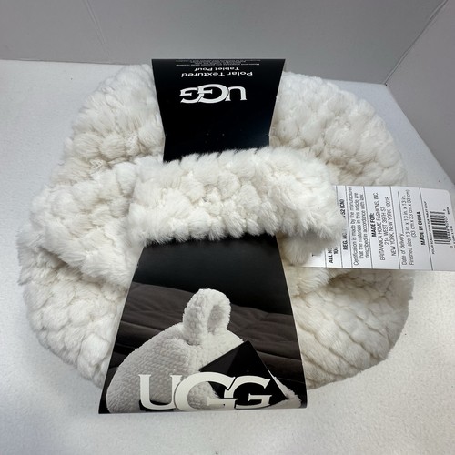 Ugg Polar Textured Tablet Pouf White NEW With Tags Tablet E Reader Compatible - Afbeelding 8 van 10