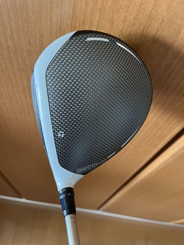 Taylormade Sim Driver - Picture 2 of 10