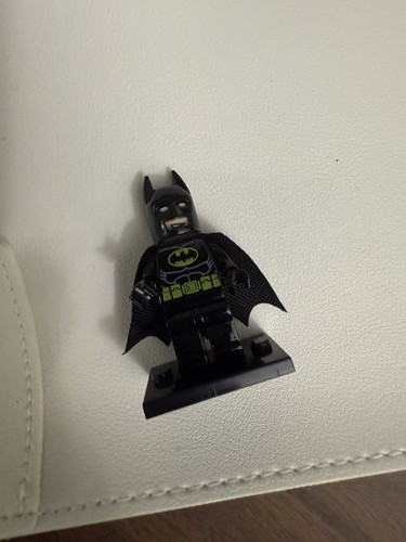 NEW BATMAN MINIFIG dc superhero 76138 76137 76180 - Picture 2 of 2