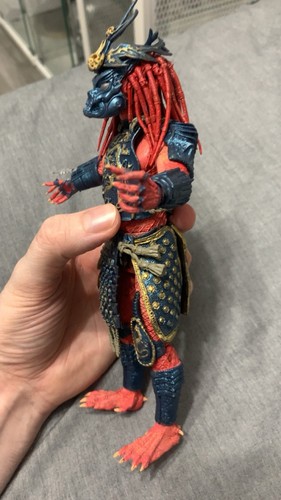 Custom Built Samurai Neca Predator - Picture 4 of 9