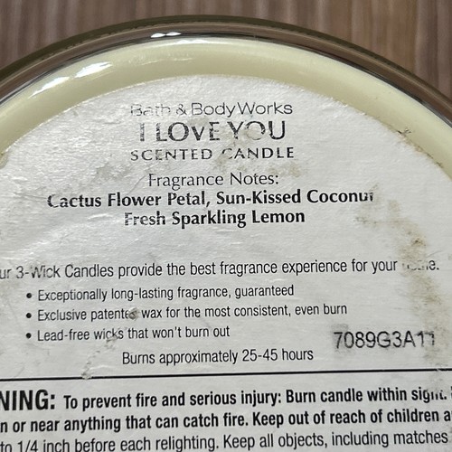 NEW Bath & Body Works “I LOVE YOU” Large 3 Wick Scented Candle RARE - Picture 5 of 5