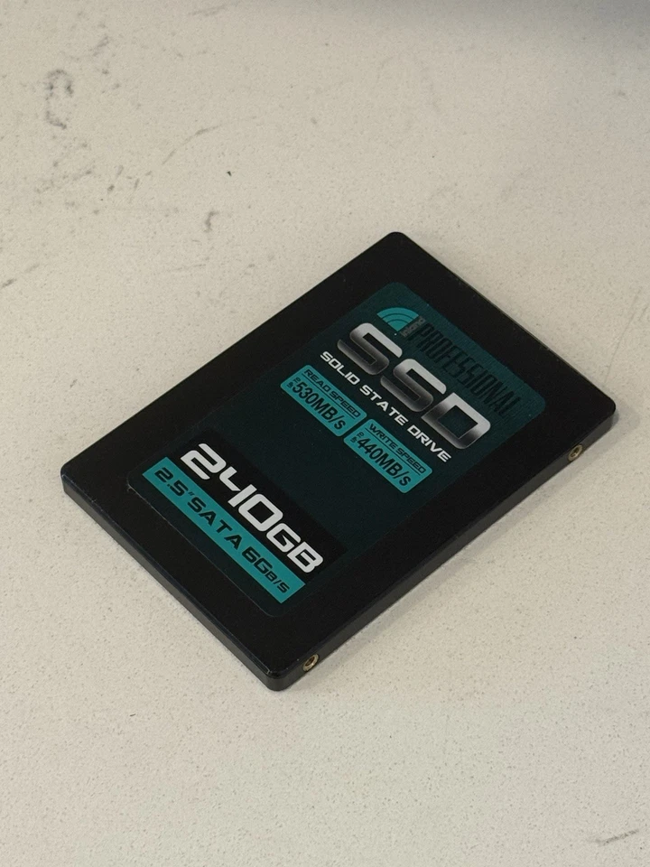 (FOR PARTS) Inland Professional 240GB 2.5" SATA III Solid State Hard Drive - Image 2 of 3