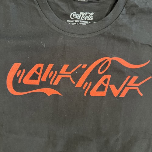 NUEVA Camiseta Star Wars Coca Cola XL *MERCANCÍA EXCLUSIVA PARA EVENTOS DE PRENSA* Negra 2025 - Imagen 2 de 16