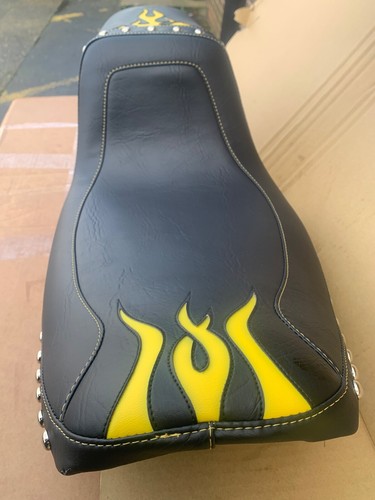 Sedile Mustang Harley-Davidson FXR fiamme gialle Squareback raro comfort step up - Foto 8 di 13