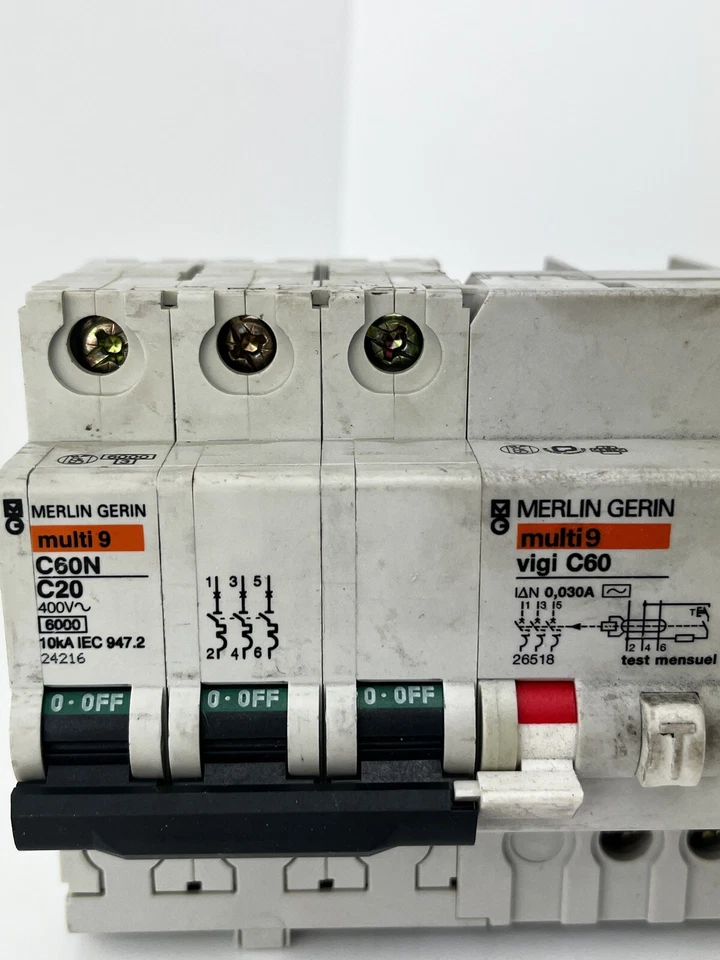 Merlin Gerin Fehlerstrom-&Leitungsschutzschalter C 20A / Multi 9/ C60N/ Vigi C60 - Bild 2 von 4
