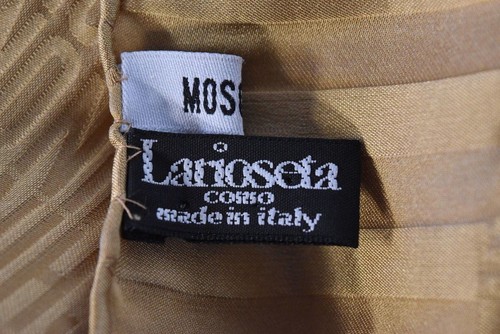 Moschino Larioseta Scarf Size OS Gold Textured Silk Metallic Kerchief - Picture 4 of 4
