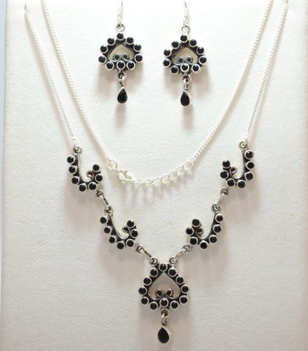 Silver Jewelry Set with Garnet Citrine Amethyst Iolite and other Gemstones - Picture 17 of 24