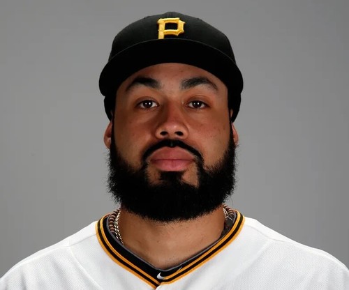 MLB Autographed Baseball - Pedro Alvarez as a member of the Pittsburgh Pirates - Picture 2 of 2