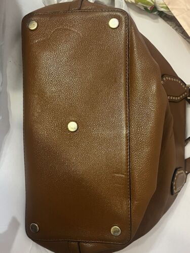 Bolso de Mano Michael Kors Brooklyn Grande de Cuero MARRÓN BELLOTA Correa con Ojales - Imagen 8 de 17