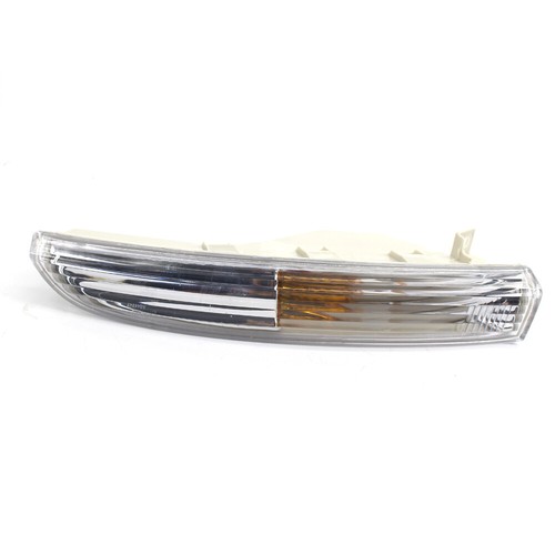 For VW Passat CC 2009-2010 Front Left Side Corner Signal Clear Amber Light x1 - Picture 6 of 7