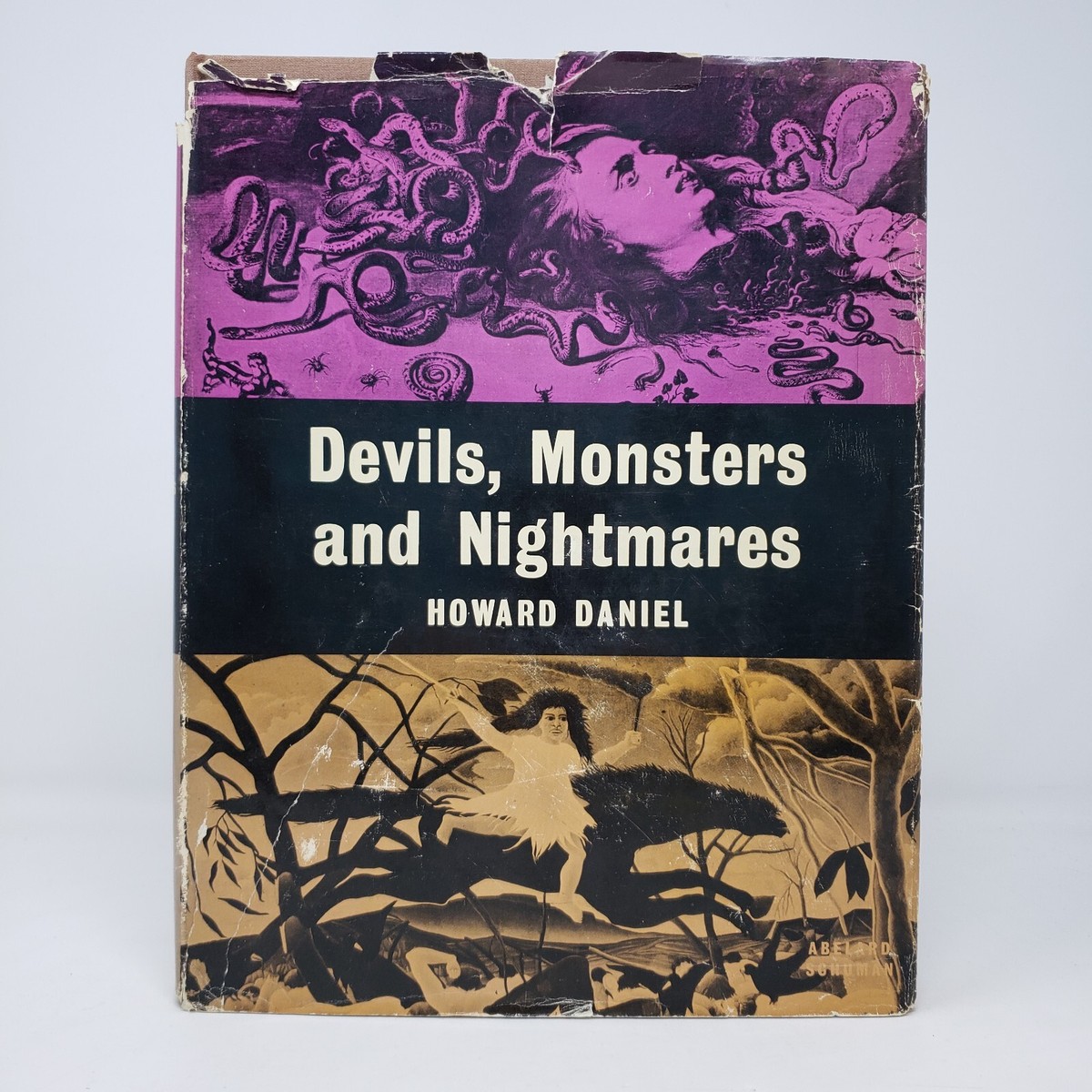 「Devils, Monsters and Nightmares」洋書 Devils, Monsters and Nightmares: An Introduction to the Grotesque