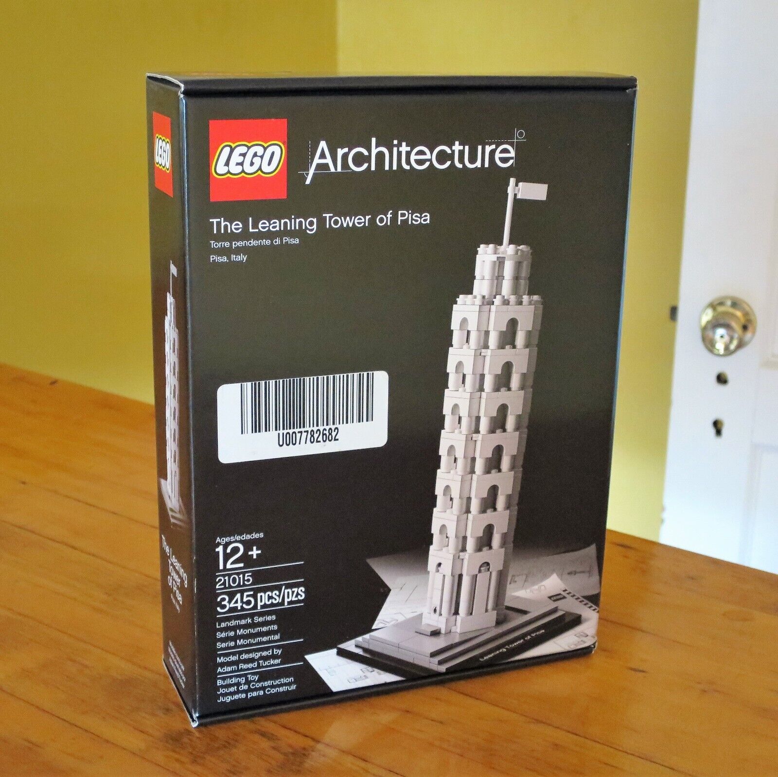 LEGO ARCHITECTURE: The Leaning Tower of Pisa (21015) - New Sealed