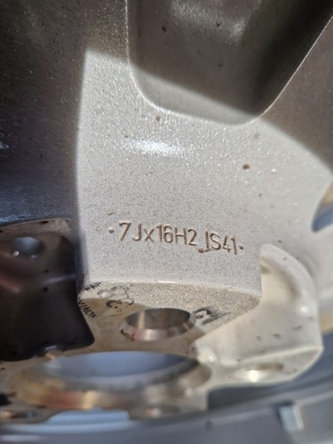 Original Mini F60 Countryman Felgen 205/65R17 Winterreifen Kompletträder Satz - Bild 12 von 14