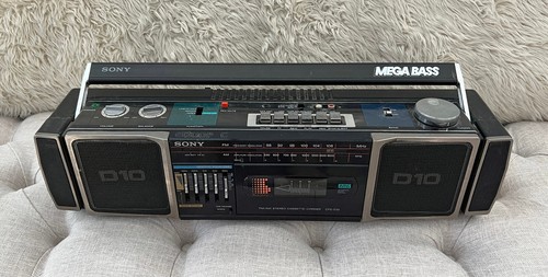 Sony VTG Boombox CFS-D10 MEGA BASS Stereo Cassette-Corder EQ FM/AM RADIO GHETTO - Picture 15 of 17