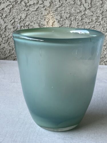 M. Rhys williams SIGNED glass vase/ tall bowl - Picture 2 of 10