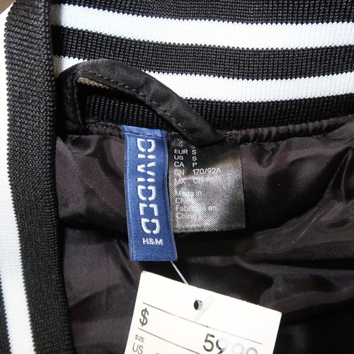 SHOUT IT OUT LOUD CREW Jacket Divided H&M Born Raised In New York Size S NTW - Picture 12 of 14
