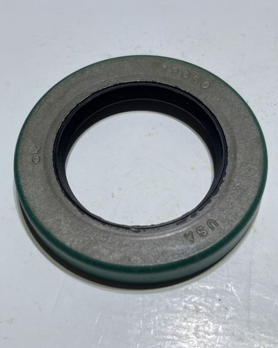 CR Chicago Rawhide 13650 Oil Seal CRW1 R USA - Picture 2 of 5
