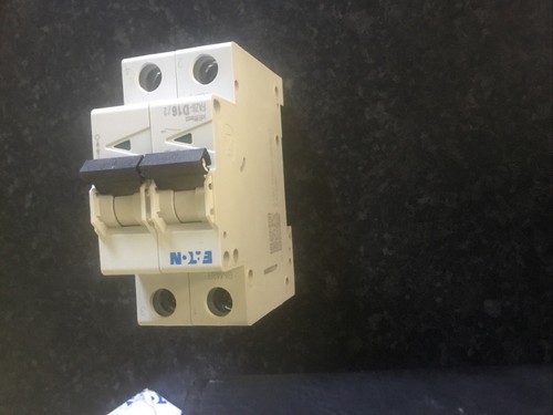Eaton FAZ6-D16/2 MCB 168072 - Imagen 5 de 6