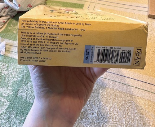 Winnie The Pooh The Complete Collection 4 Books Boxed Set A.A. Milne Illustrated - Picture 9 of 10