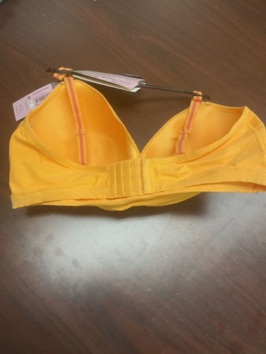 Womans Bra - Picture 2 of 2