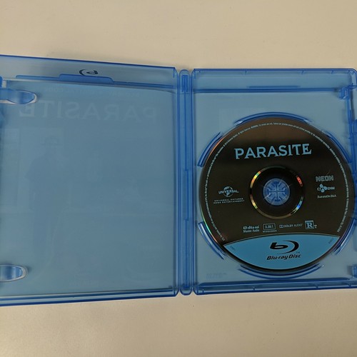 Parasite - Blu-ray Disc. No Digital - Picture 4 of 5