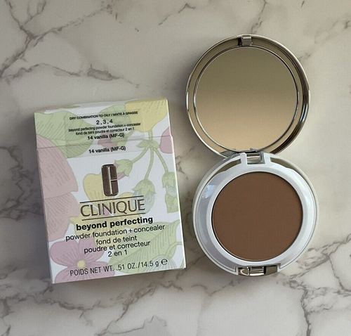 Clinique Beyond Perfecting Powder Foundation + Concealer 14 Vanilla (MF-G) - Picture 2 of 6