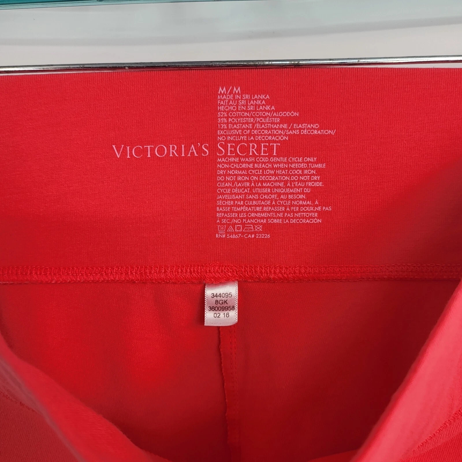 victoria-secret-vs capri cut outs vs pink band leggings