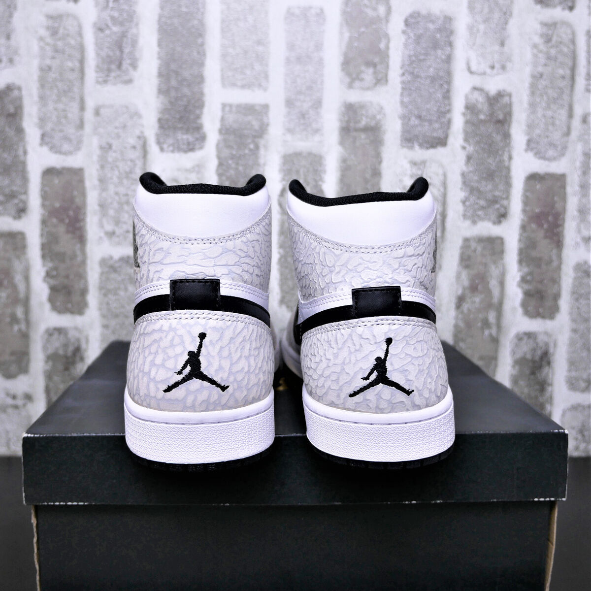 Nike Air Jordan 1 Retro High White Elephant 839115-106 Men's Sz 9 *NEW IN BOX* Nike Air Jordan 1 Retro High White Elephant 839115-106 Men's Sz 9 *NEW IN BOX*