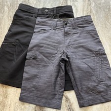 Lot of 2 Boys Lee Cargo Shorts Size 7 with adjustable waistband￼