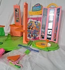 1976 Vintage Superstar Barbie Beauty Boutique Mattel 9795 Play Set Incomplete