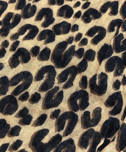 LOUIS VUITTON Leopard Stole/Etole Leopard M72215 #429 - Picture 4 of 9