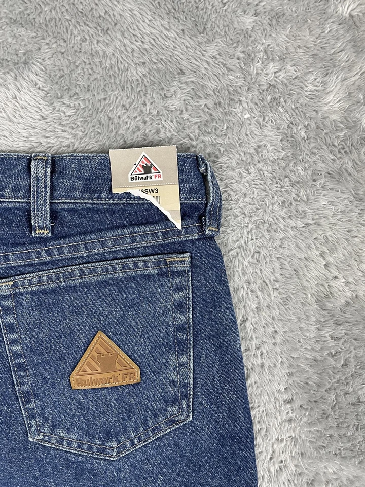 Bulwark FR Jeans Mens 38x32* Blue Flame Resistant Work Pants Denim 15UR - Image 3 of 4