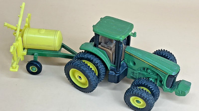 Ertl John Deere 8420 Traktor Feldspritze 1:64 grün Diecast Bauernhof Modell Konvolut
