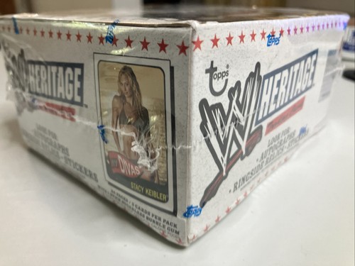 2005 WWE Topps Heritage Sealed Box - Autos - Hogan Piper - Picture 4 of 7