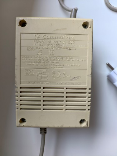 Commodore Amiga 500 PAL home computer 1MB - Zdjęcie 8 z 17