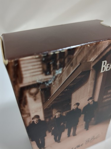 THE BEATLES Cassette Tape LIVE AT THE BBC 1994 Box Set Rock Pop - Picture 5 of 9