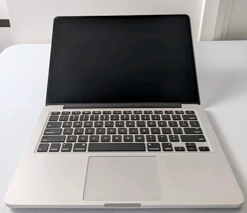 Apple MacBook Pro 13" 2014 Retina 2.6GHz i5 CPU 8GB RAM 128gb SSD *WITH ISSUES* - Image 3 of 4