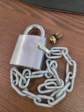 BEST 41B72TM5 PADLOCK—3/8"x3/4" Shackle—Key Retained—Less SFIC Core—W/CHAIN