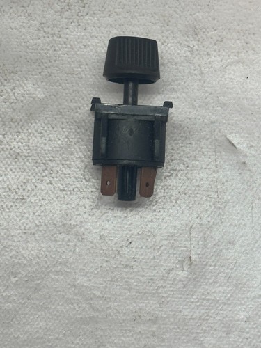 VW Gebläseschalter  Golf 1 171959511 E470 - Bild 5 von 7