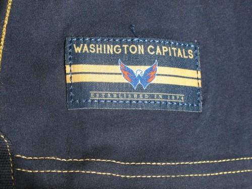 NWT - Salute NHL Washington Capitals Navy Long Sleeve Shirt Size S - Picture 4 of 6