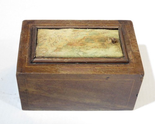 Antique Pin Cushion Wood Sewing Box w/ Opening Mechanism - Picture 5 of 12