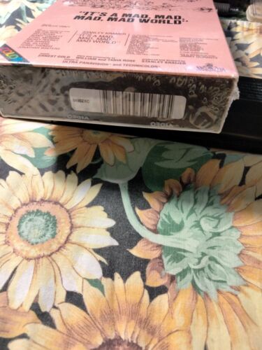 VHS It’s a Mad, Mad, Mad, Mad World...BRAND NEW FACTORY SEALED..."RARE"... - Picture 6 of 7